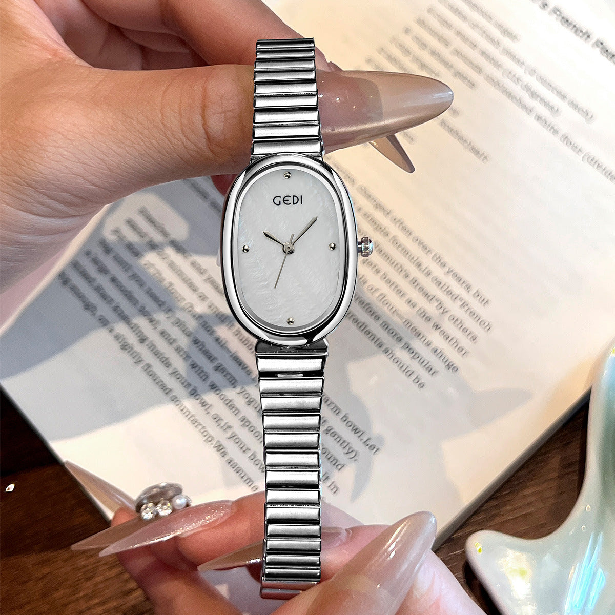 Goldie 52122 Bamboo-Joint Steel Strap Quartz Women’s Watch